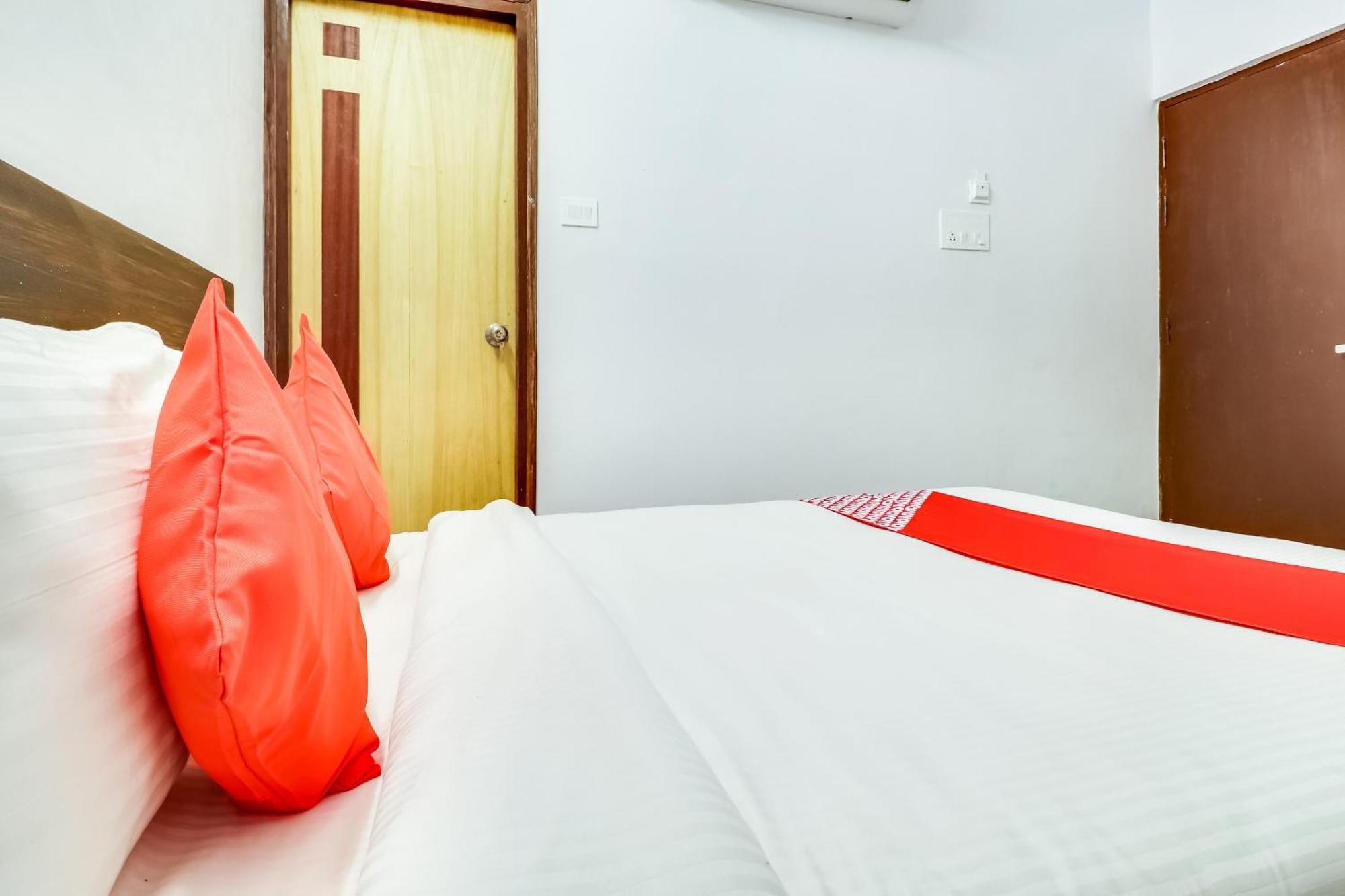 Hotel O The Velvet Chinhat Tiraha Dış mekan fotoğraf