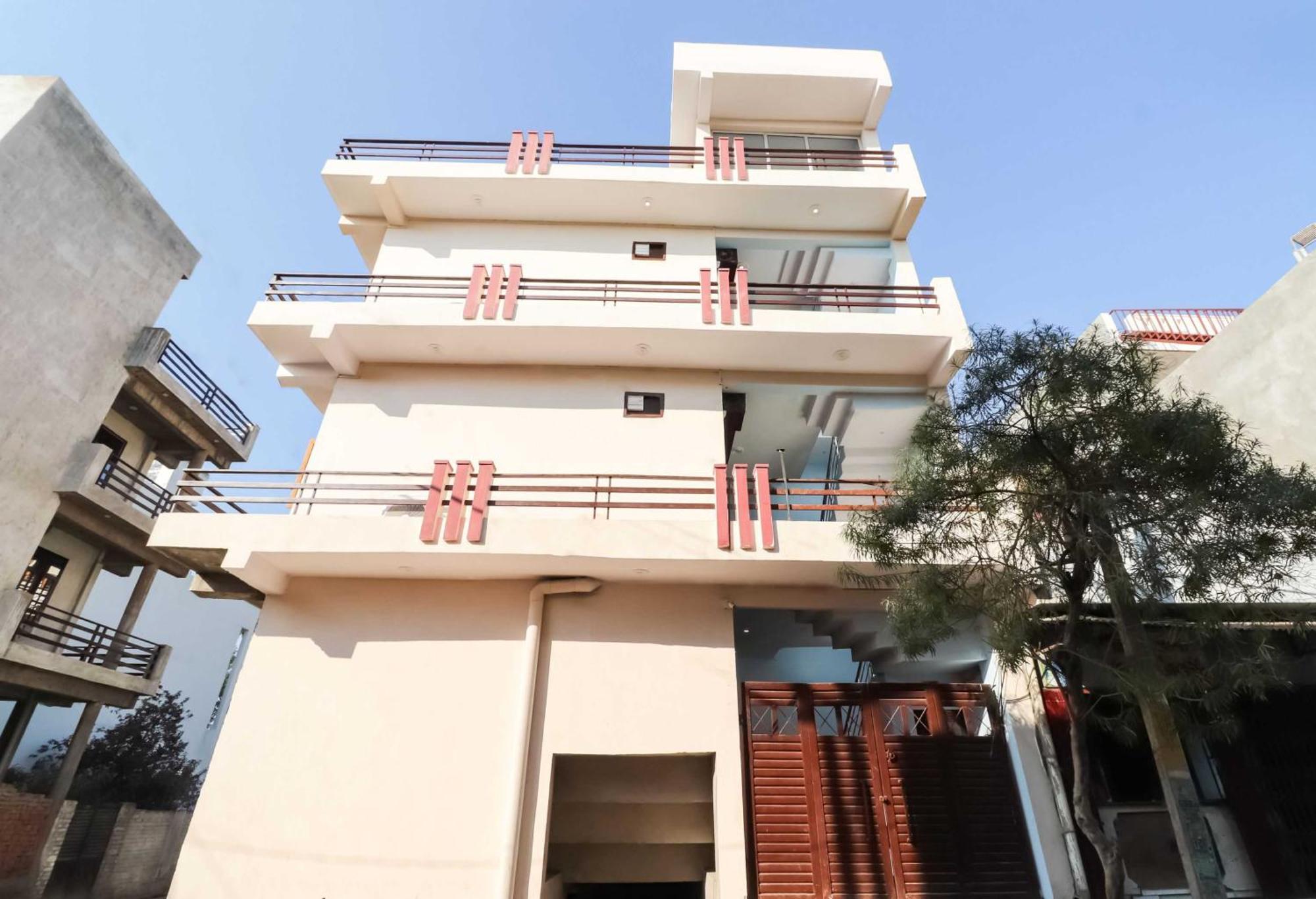 Hotel O The Velvet Chinhat Tiraha Dış mekan fotoğraf