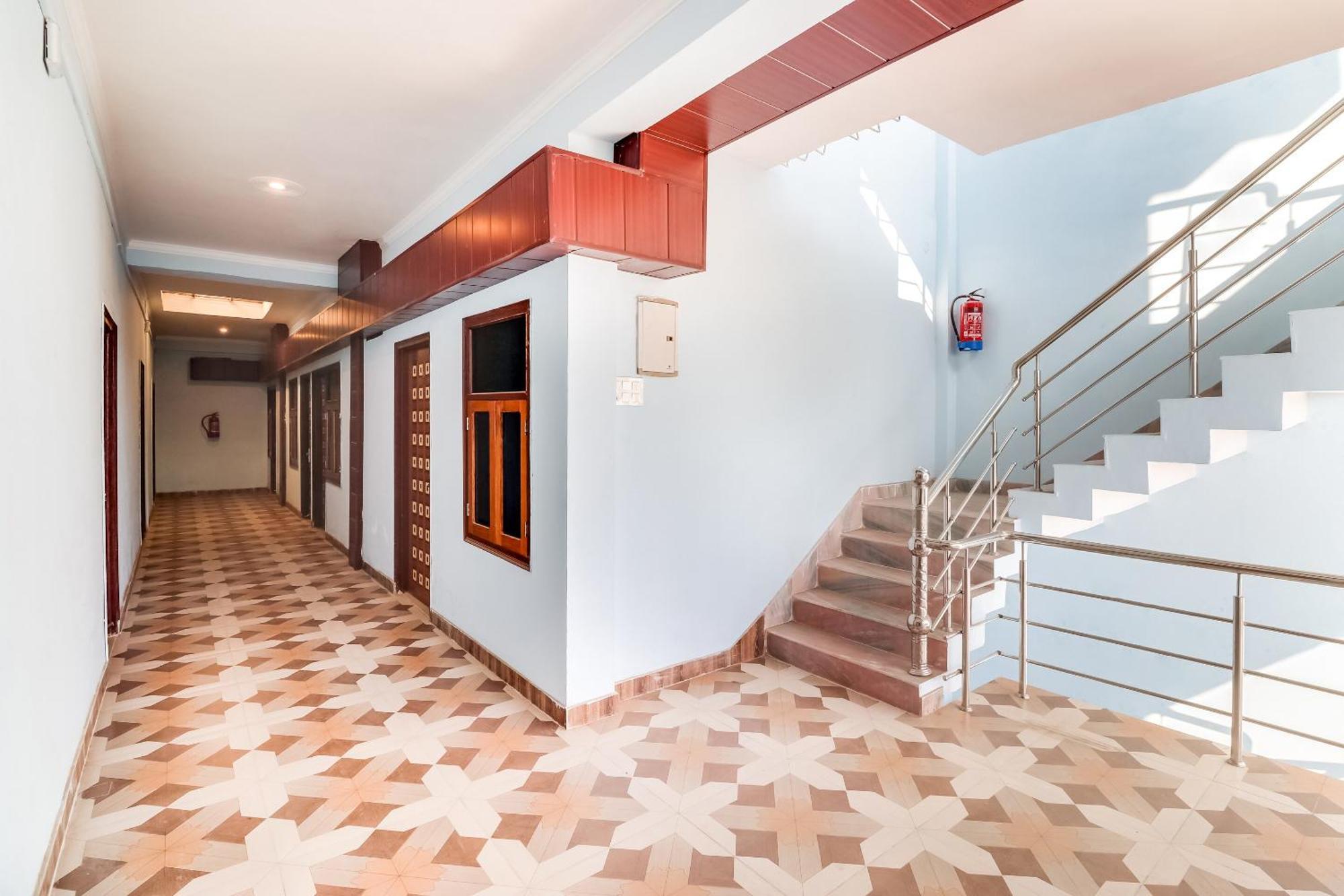Hotel O The Velvet Chinhat Tiraha Dış mekan fotoğraf